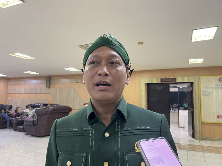 PAD Pemprov Lampung Tahun 2024 Dinilai Terjun Bebas, Munir: Khususnya Terkait Tunda Bayar dan Defisit Anggaran